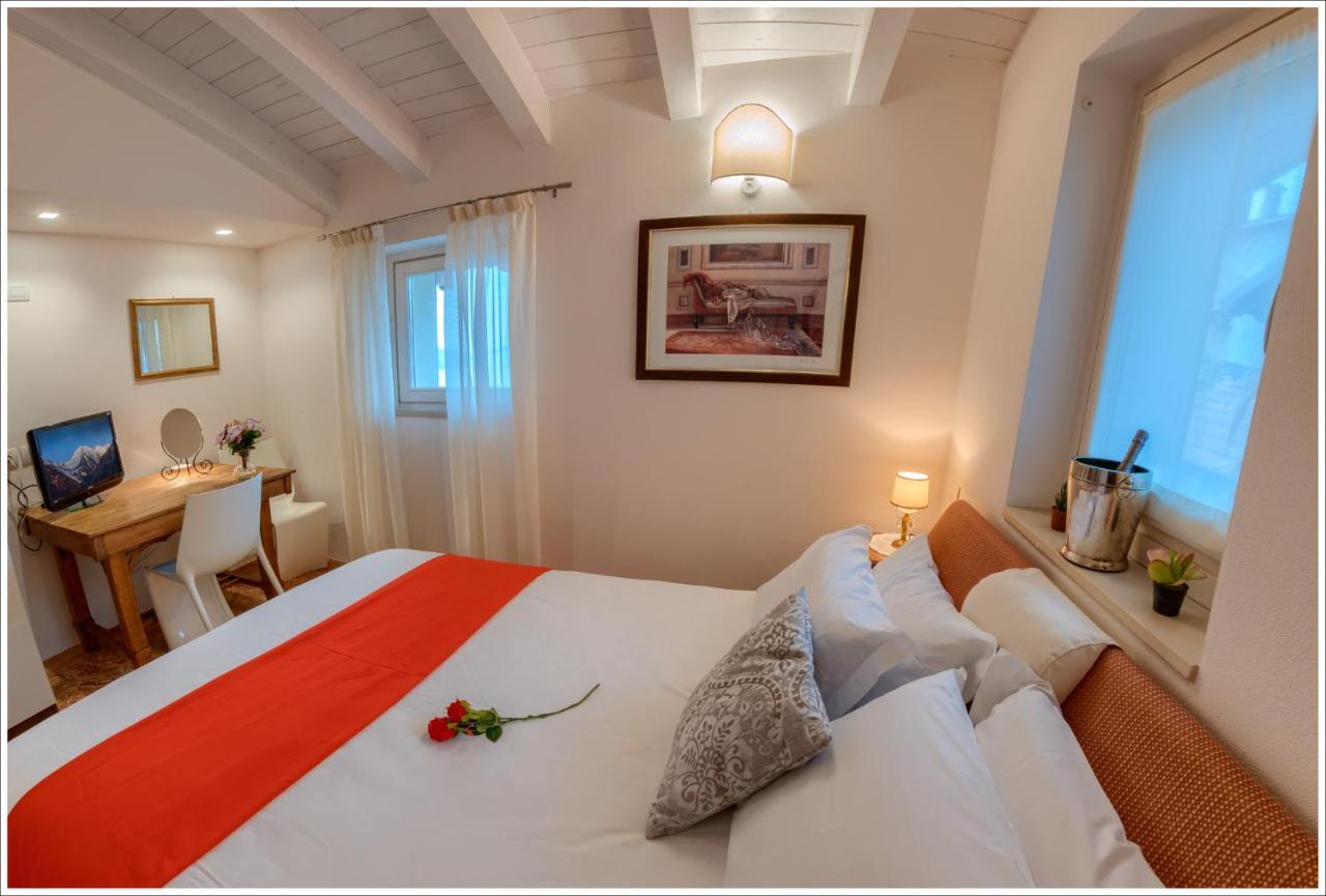 Villa Aquarius - Larihome A08 Vercana Exteriér fotografie
